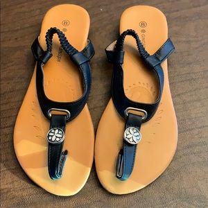 Black womens sandals. Gingersnaps size 8